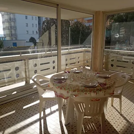Sea View Flat For 7 Guests In A In * Caorle