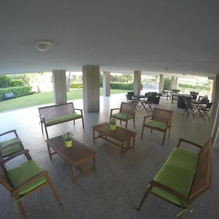 Sea View Flat For 7 Guests In A In *